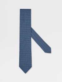 Azul oscuro
